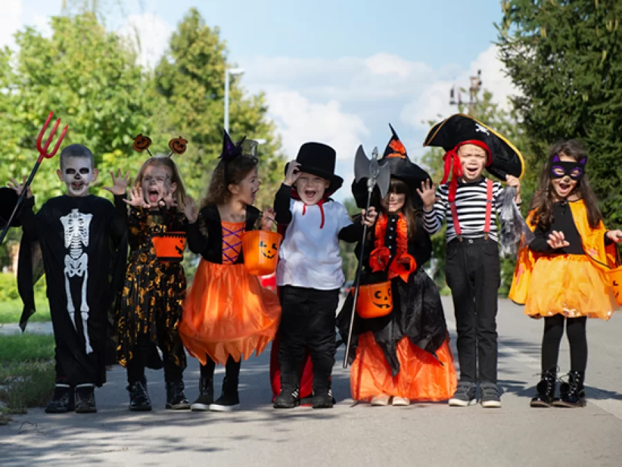 Stilingi vaikų Halloween kostiumai kiekvienai šventinei progai